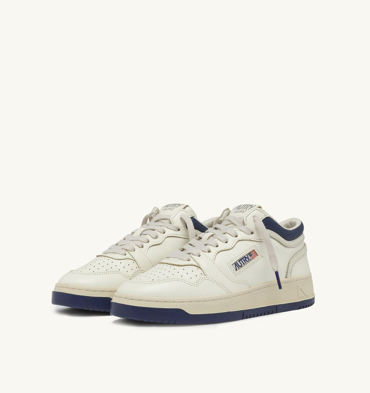 MED-WAY SNEAKERS IN LEATHER COLOR MARSHMALLOW AND ENSIGN BLUE - AUTRY Great Value