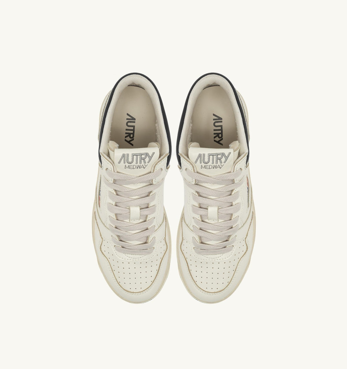 MED-WAY SNEAKERS IN LEATHER COLOR MARSHMALLOW AND BLACK - AUTRY Latest