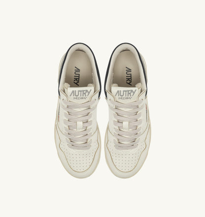 MED-WAY SNEAKERS IN LEATHER COLOR MARSHMALLOW AND BLACK - AUTRY Latest