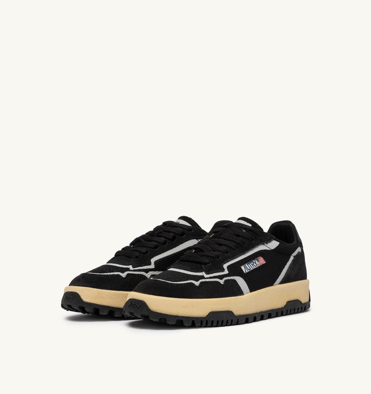 WILDPACE LOW SNEAKERS IN BLACK DRAGON MESH AND SUEDE - AUTRY Quality