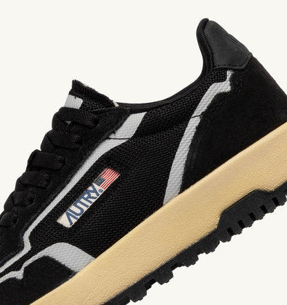 WILDPACE LOW SNEAKERS IN BLACK DRAGON MESH AND SUEDE - AUTRY Quality