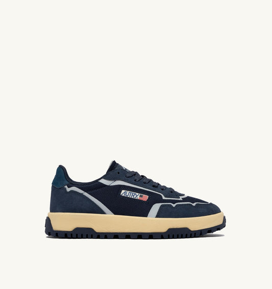 WILDPACE LOW SNEAKERS IN BLUETTE DRAGON MESH AND SUEDE - AUTRY Classic
