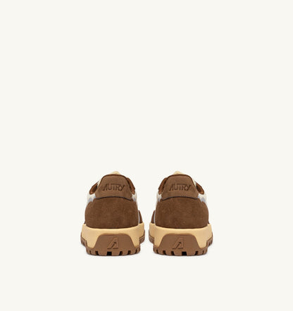 WILDPACE SNEAKERS IN MARSHMALLOW AND CIGAR DRAGON MESH AND SUEDE - AUTRY Essential