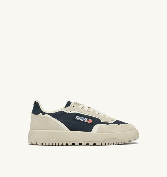 WILDPACE LOW SNEAKERS IN WHITE AND SPACE BLUE CORDURA AND SUEDE - AUTRY Latest