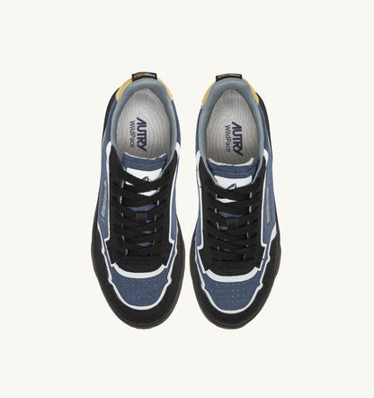 WILDPACE LOW SNEAKERS IN RIPSTOP NYLON AND LEATHER COLOR DARK BLUE AND BLACK - AUTRY Essential