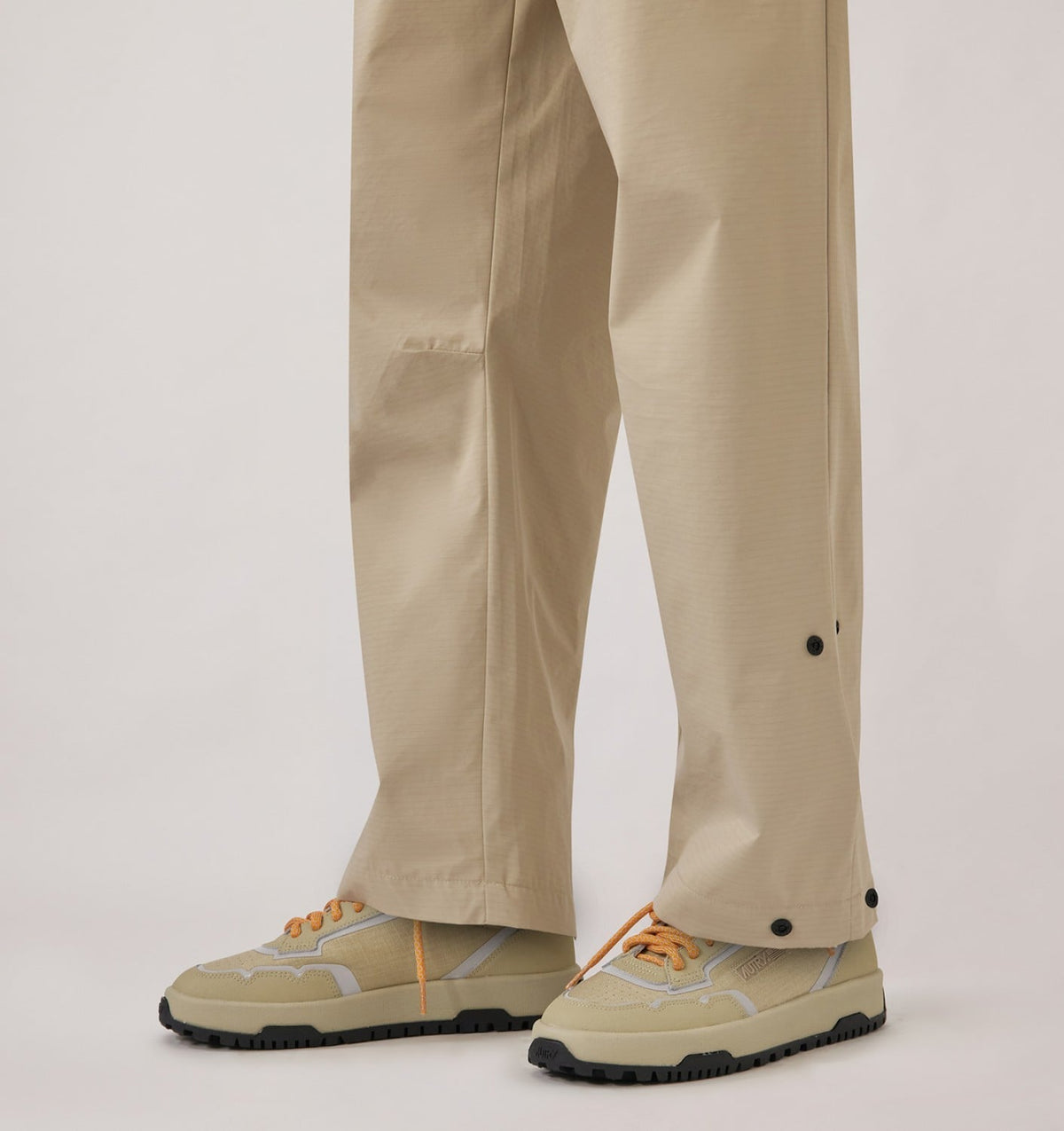 WILDPACE LOW SNEAKERS IN RIPSTOP NYLON AND LEATHER COLOR TIDAL FOAM AND REFLEX - AUTRY Latest