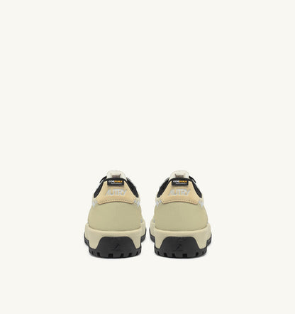 WILDPACE LOW SNEAKERS IN RIPSTOP NYLON AND LEATHER COLOR TIDAL FOAM AND REFLEX - AUTRY Latest