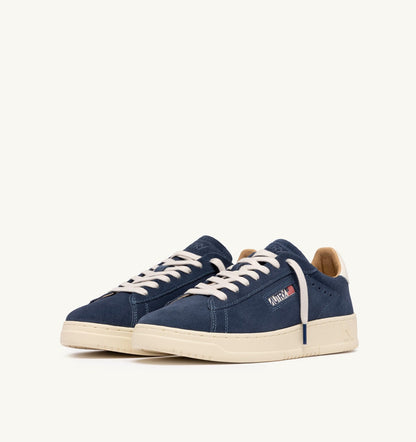DALLAS LOW SNEAKERS IN BLUETTE SUEDE - AUTRY Quality