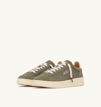 DALLAS LOW SNEAKERS IN SMOKED GREEN SUEDE - AUTRY Essential