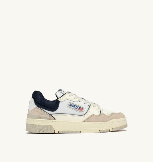 SNEAKERS CLC LOW IN WHITE SAND AND SPACE BLUE LEATHER AND SUEDE - AUTRY Quality