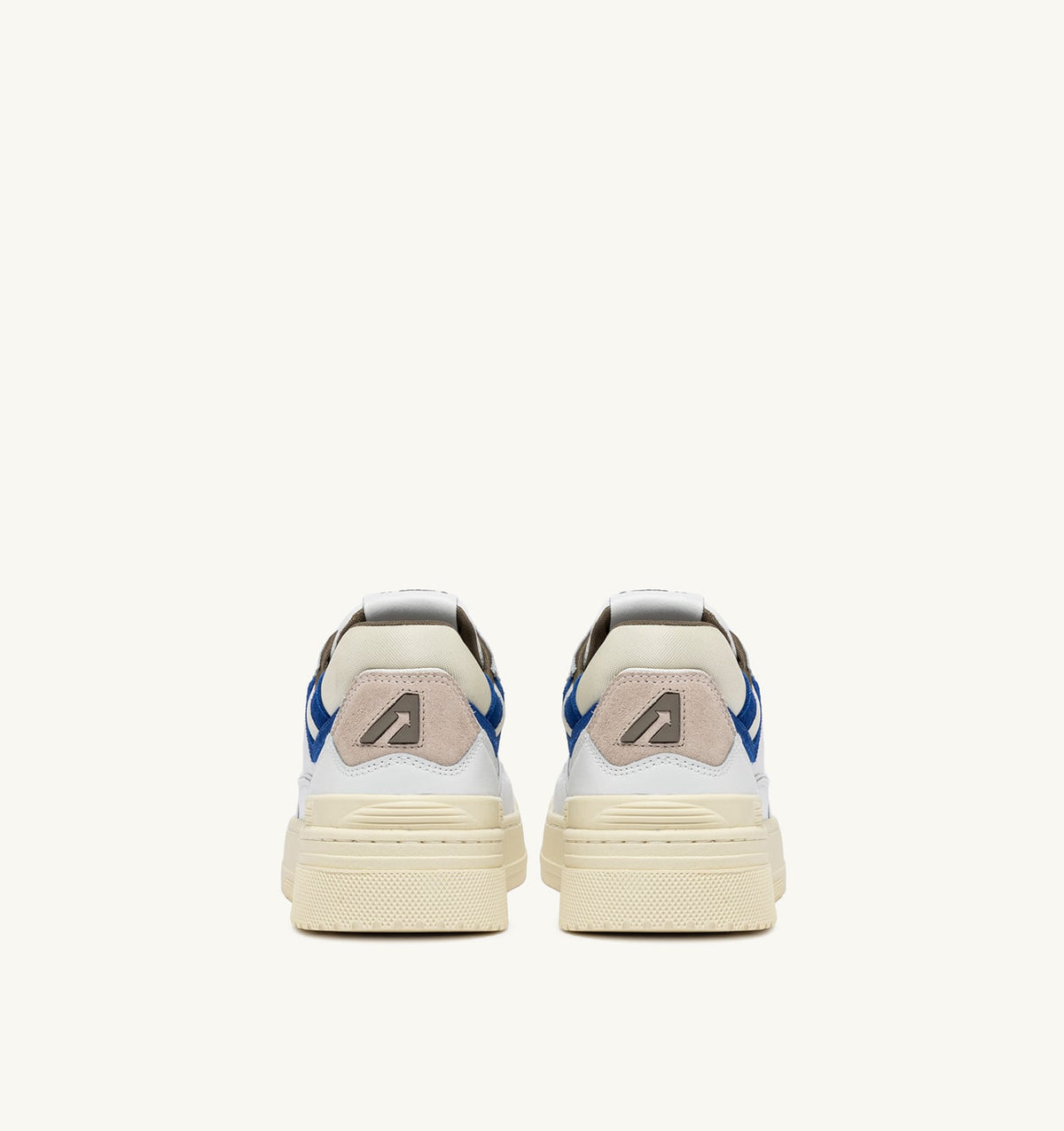 CLC LOW SNEAKERS IN WHITE LEATHER AND BLUE SUEDE - AUTRY Value