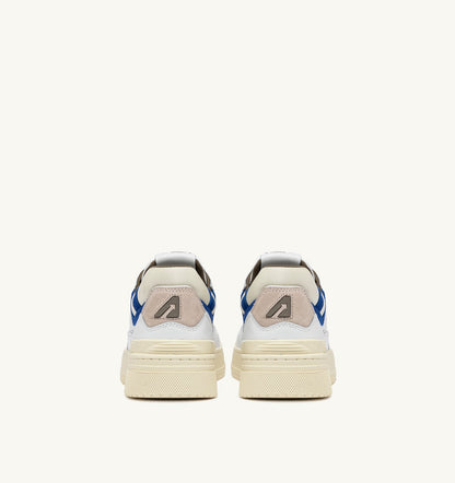 CLC LOW SNEAKERS IN WHITE LEATHER AND BLUE SUEDE - AUTRY Value