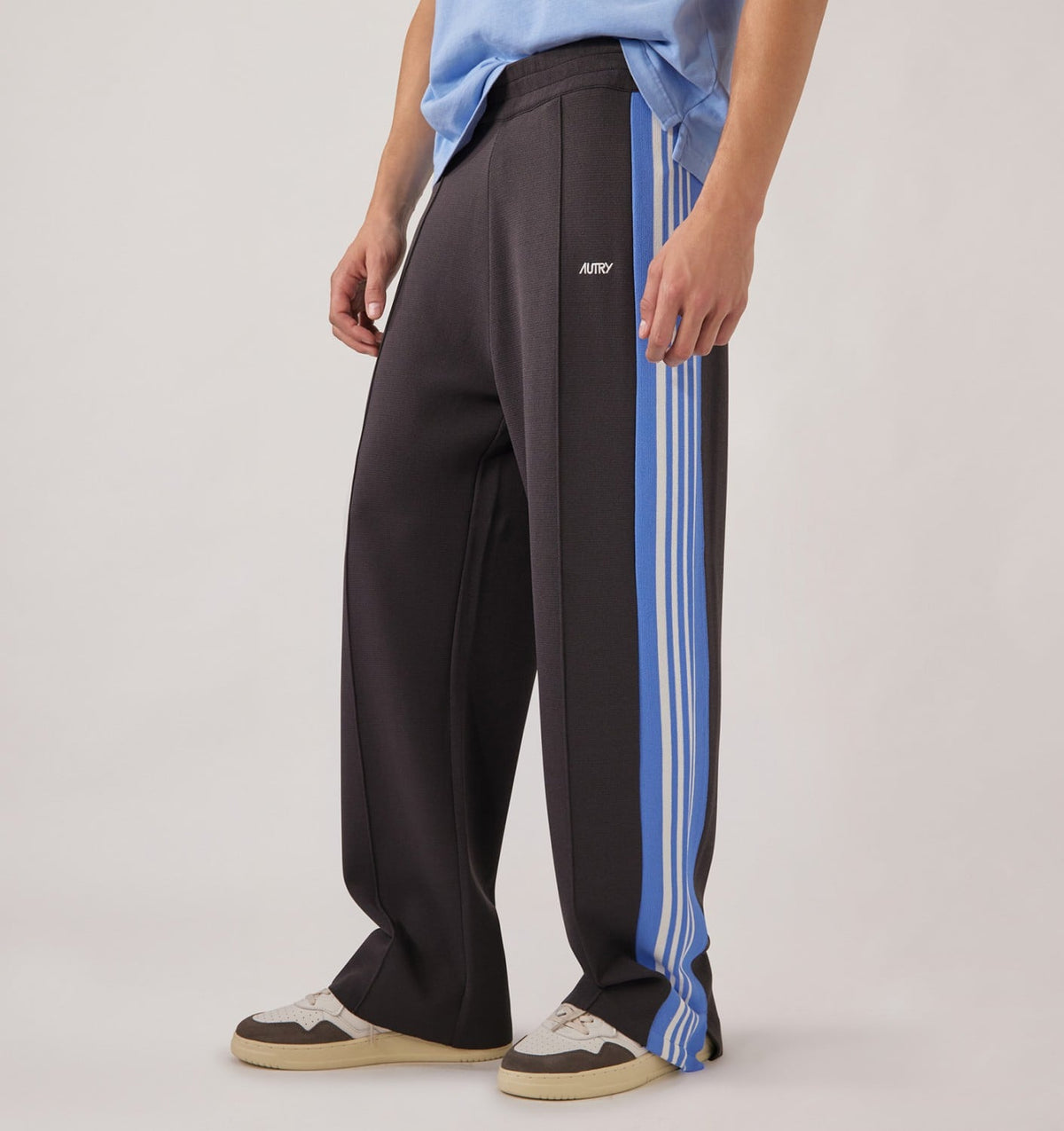 KNITTED TENNIS VISCOSE JOGGERS MAN - AUTRY Classic