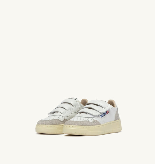 MEDALIST KIDSTRIPES SNEAKERS IN WHITE LEATHER AND GLITTER GRAY LEATHER - AUTRY Everyday