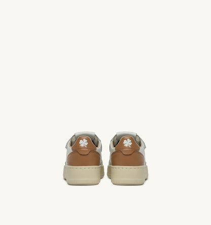 MEDALIST LOW KIDSTRIPES SNEAKERS IN LEATHER COLOR WHISPER WHITE IVORY WHITE AND BROWN SUGAR - AUTRY Great Value