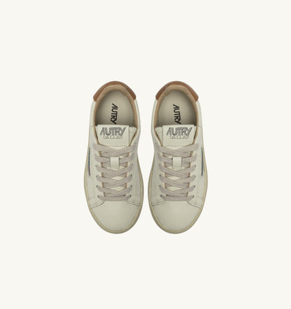 DALLAS KIDS KIDS LOW SNEAKERS IN LEATHER COLOR MARSHMALLOW AND BROWN SUGAR - AUTRY Quality