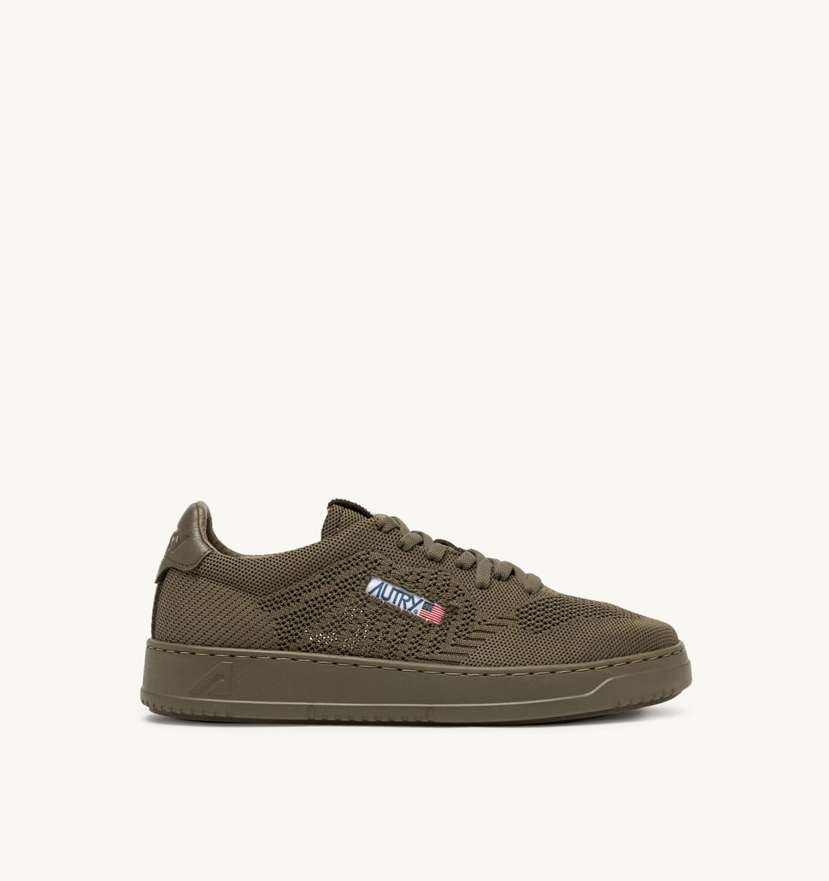 MEDALIST EASEKNIT LOW SNEAKERS IN COVERT GREEN KNIT - AUTRY Classic