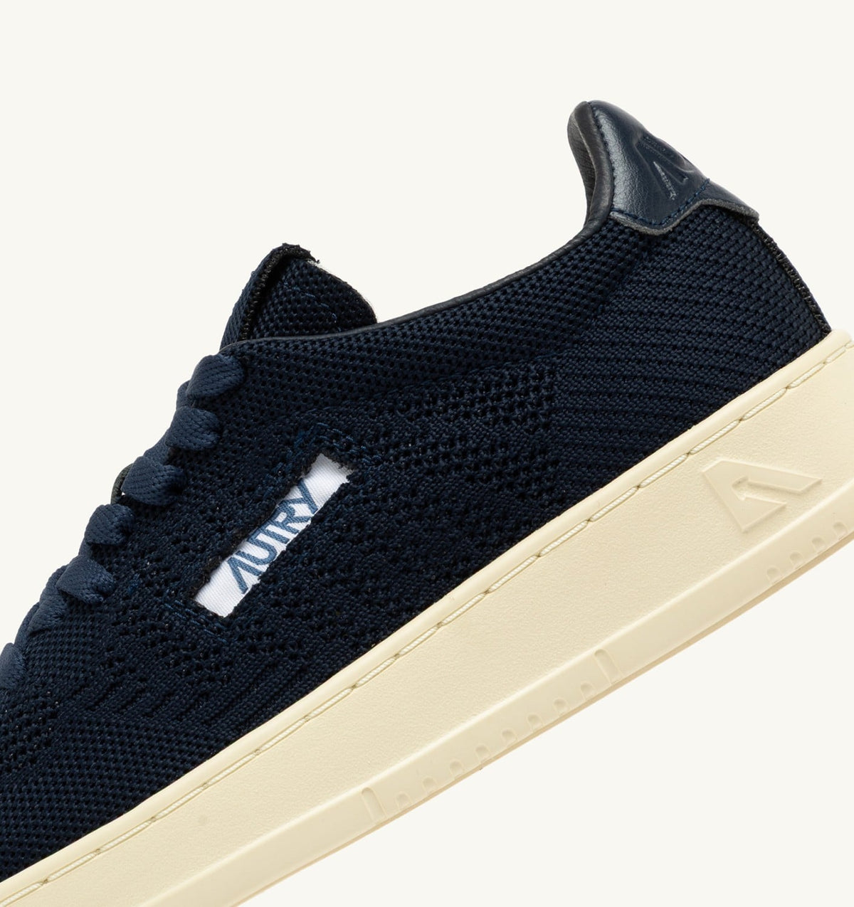 MEDALIST EASEKNIT LOW SNEAKERS IN SPACE BLUE KNIT - AUTRY Latest