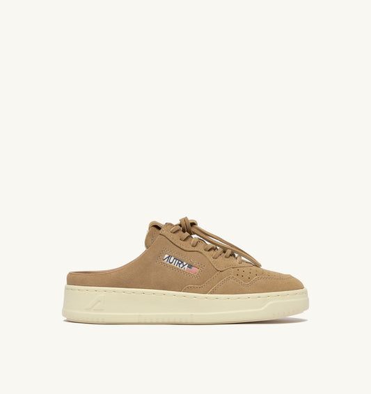 MEDALIST MULE SNEAKERS IN COPPER SUEDE - AUTRY Value