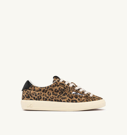 WINDSCAPE LOW SNEAKERS IN LEOPARD AND BLACK SUEDE - AUTRY Essential