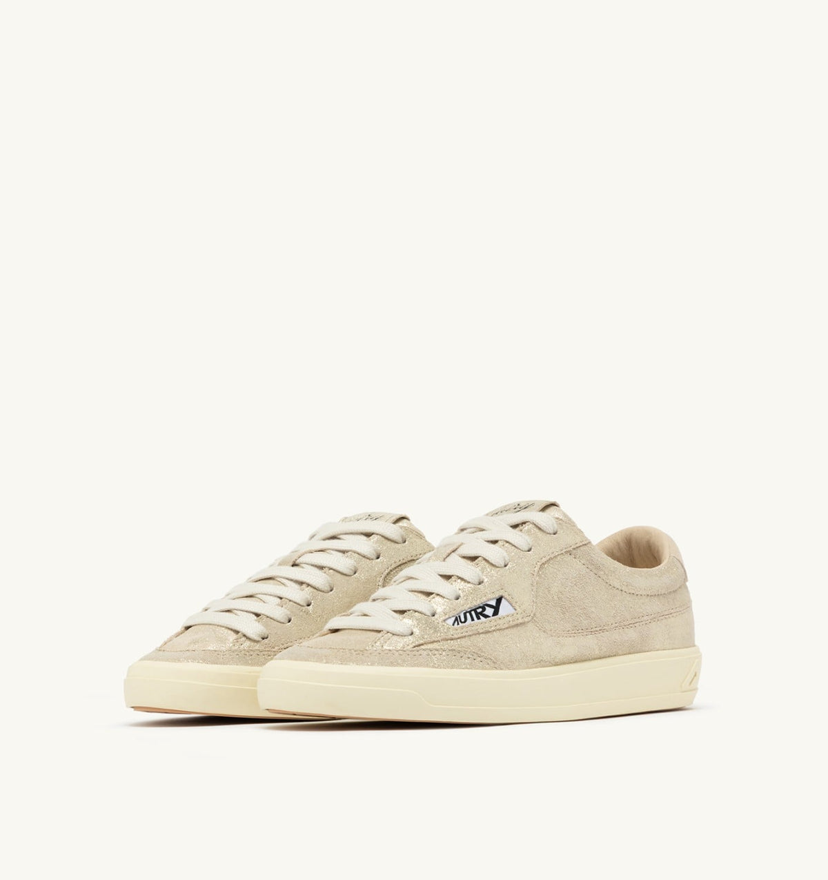 WINDSCAPE LOW SNEAKERS IN PLATINUM AND SAND LAMINATED SUEDE - AUTRY Value