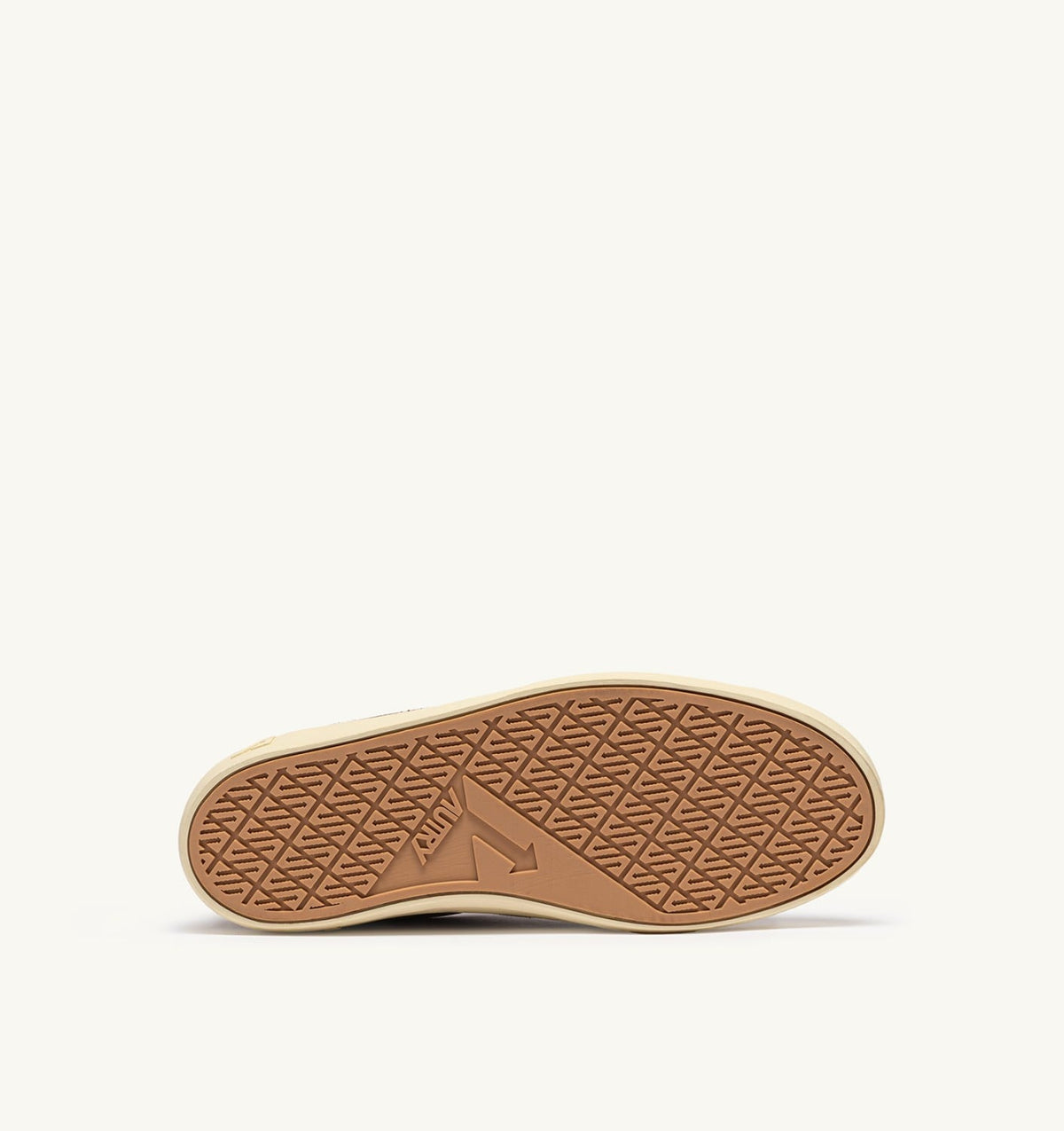 WINDSCAPE LOW SNEAKERS IN PIGEON AND MARSHMALLOW SUEDE - AUTRY Quality