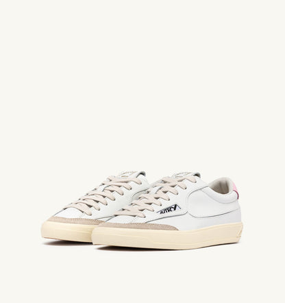 WINDSCAPE LOW SNEAKERS IN WHITE AND FAIRY TALE LEATHER - AUTRY Value