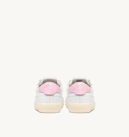 WINDSCAPE LOW SNEAKERS IN WHITE AND FAIRY TALE LEATHER - AUTRY Value