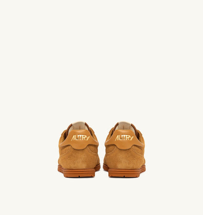 SNEAKERS WINDSPIN IN DEER SUEDE - AUTRY Latest