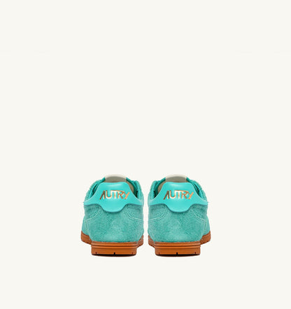SNEAKERS WINDSPIN IN TURQUOISE SUEDE - AUTRY Quality