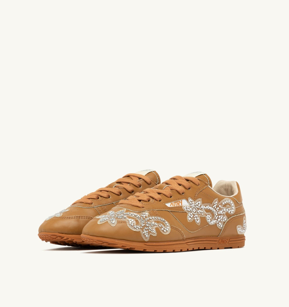 WINDSPIN SNEAKERS IN EARTH LEATHER WITH DECORATIONS - AUTRY Classic