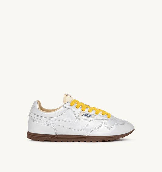 WINDSPIN SILVER MIRRORED SNEAKERS - AUTRY Everyday