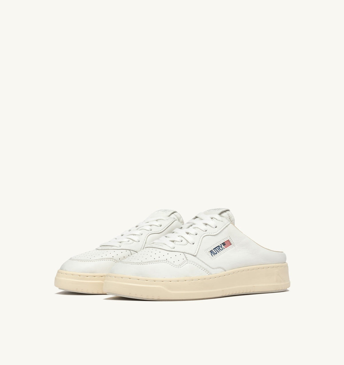 MEDALIST MULE SNEAKERS IN NAPA LEATHER COLOR WHITE - AUTRY Classic