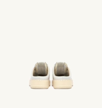 MEDALIST MULE SNEAKERS IN NAPA LEATHER COLOR WHITE - AUTRY Classic