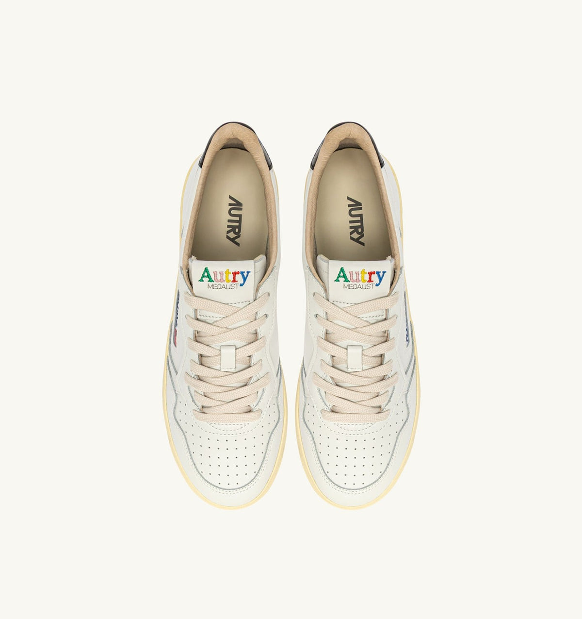 MEDALIST LOW SNEAKERS IN WHITE AND BLACK LEATHER - AUTRY Great Value