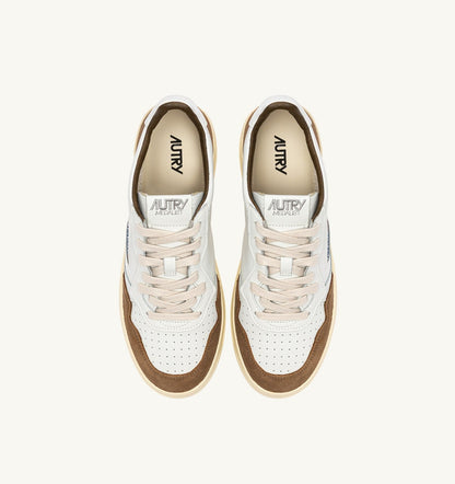 MEDALIST LOW SNEAKERS IN WHITE LEATHER AND TOBACCO SUEDE - AUTRY Value