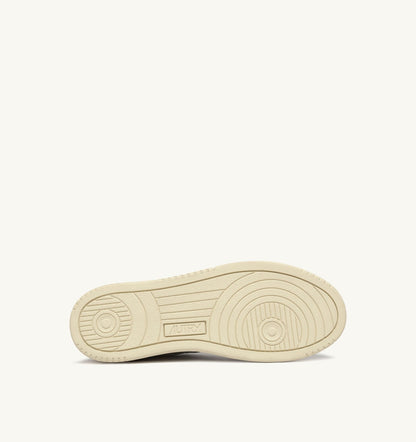 MEDALIST LOW SNEAKERS IN WHITE AND BLACK SUEDE AND LEATHER WITH LETTERING - AUTRY Latest