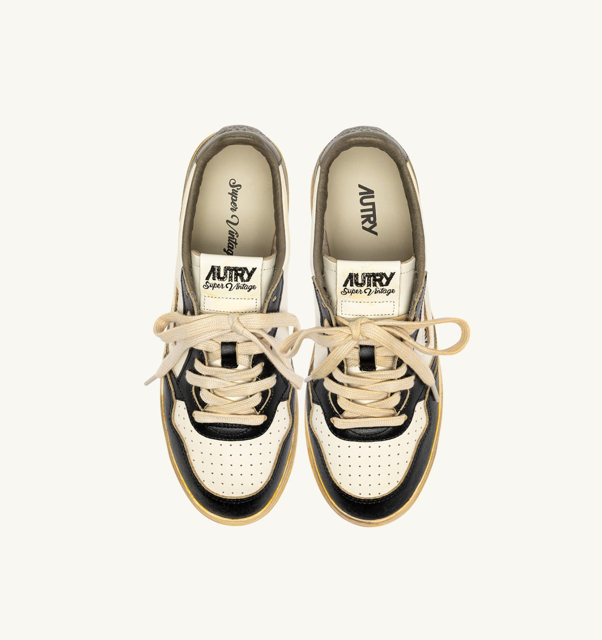 MEDALIST LOW SUPER VINTAGE SNEAKERS IN WHITE, COVERT GREEN AND BLACK LEATHER - AUTRY Value