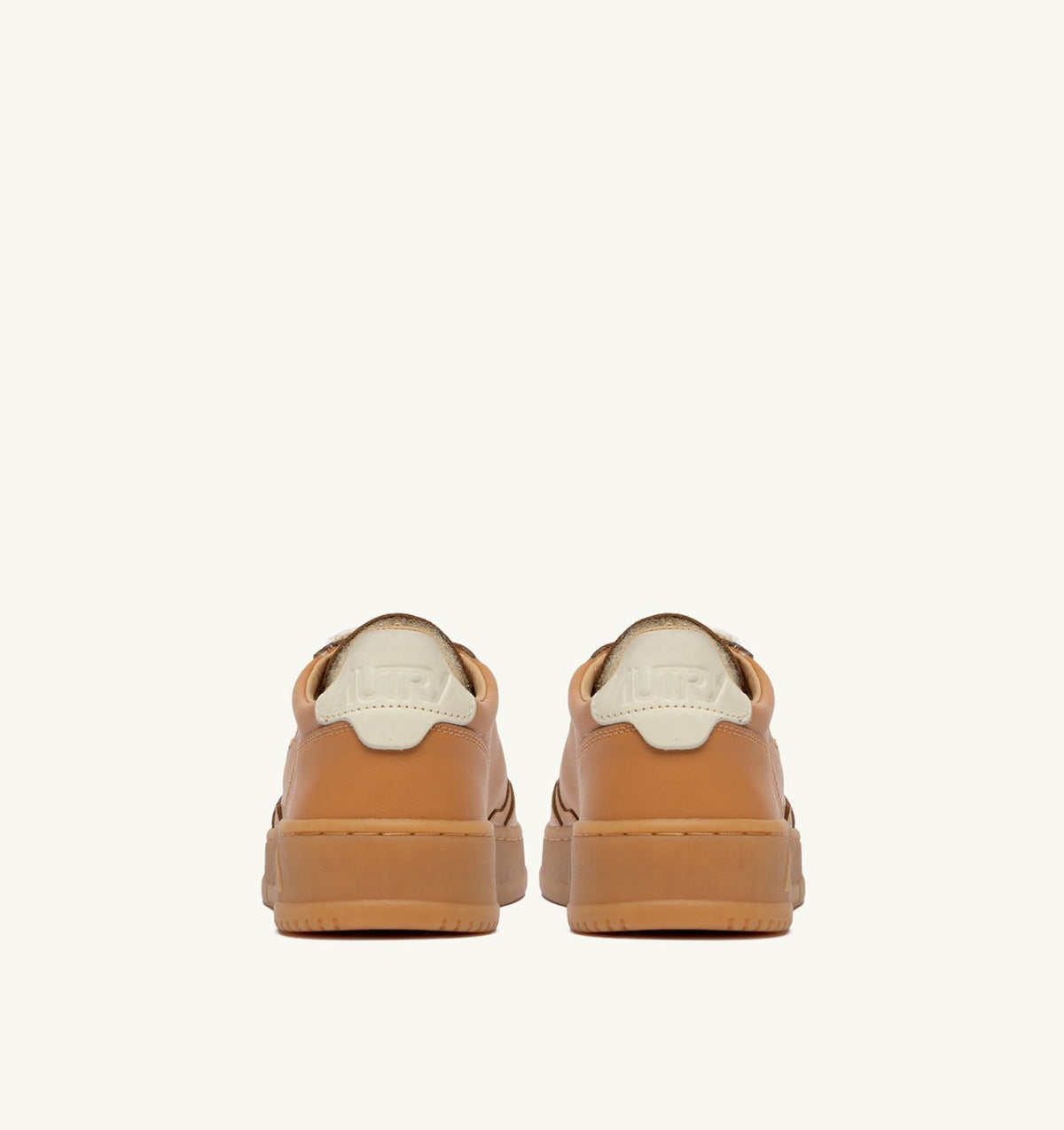 MEDALIST LOW SNEAKERS IN COGNAC AND MARSHMALLOW LEATHER - AUTRY Great Value