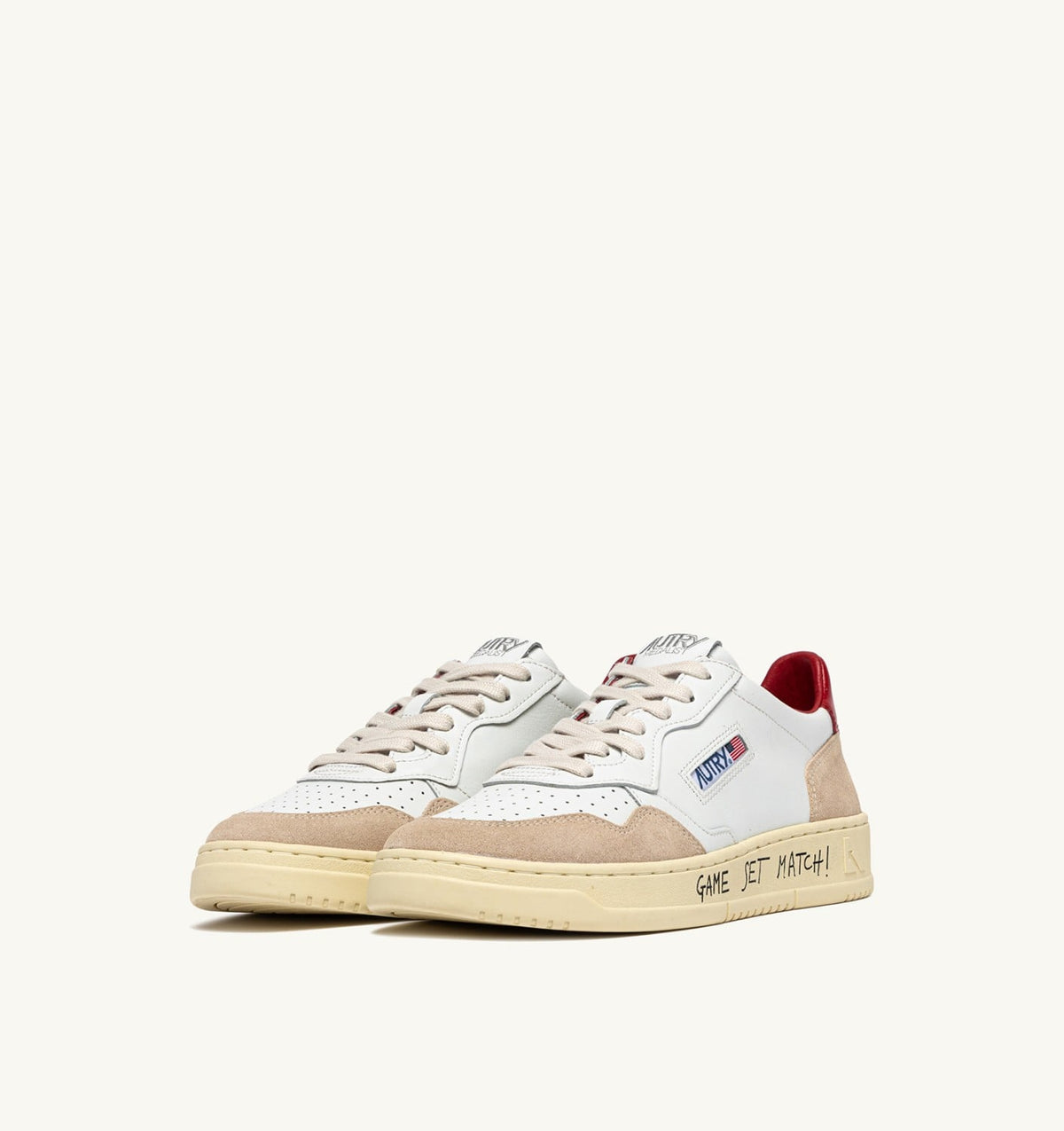MEDALIST LOW SNEAKERS IN WHITE AND RED SUEDE AND LEATHER WITH LETTERING - AUTRY Everyday