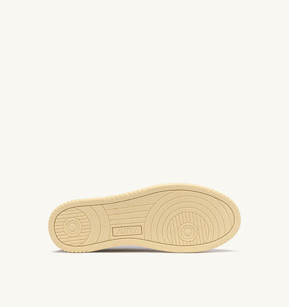 MEDALIST LOW TRICOLOR SNEAKERS IN SUEDE COLOR ECRU PAPYRUS AND BLUE SPACE - AUTRY Quality