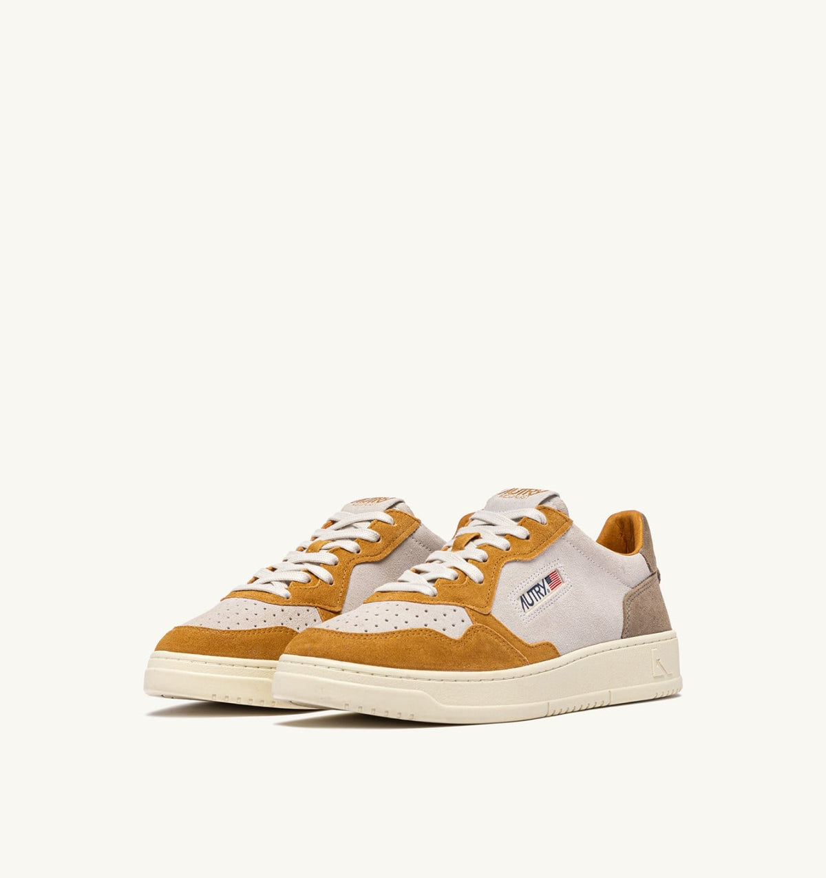 MEDALIST LOW TRICOLOR SNEAKERS IN SUEDE COLOR ANTELOPE WHITE AND BROWN MUSCAT - AUTRY Essential