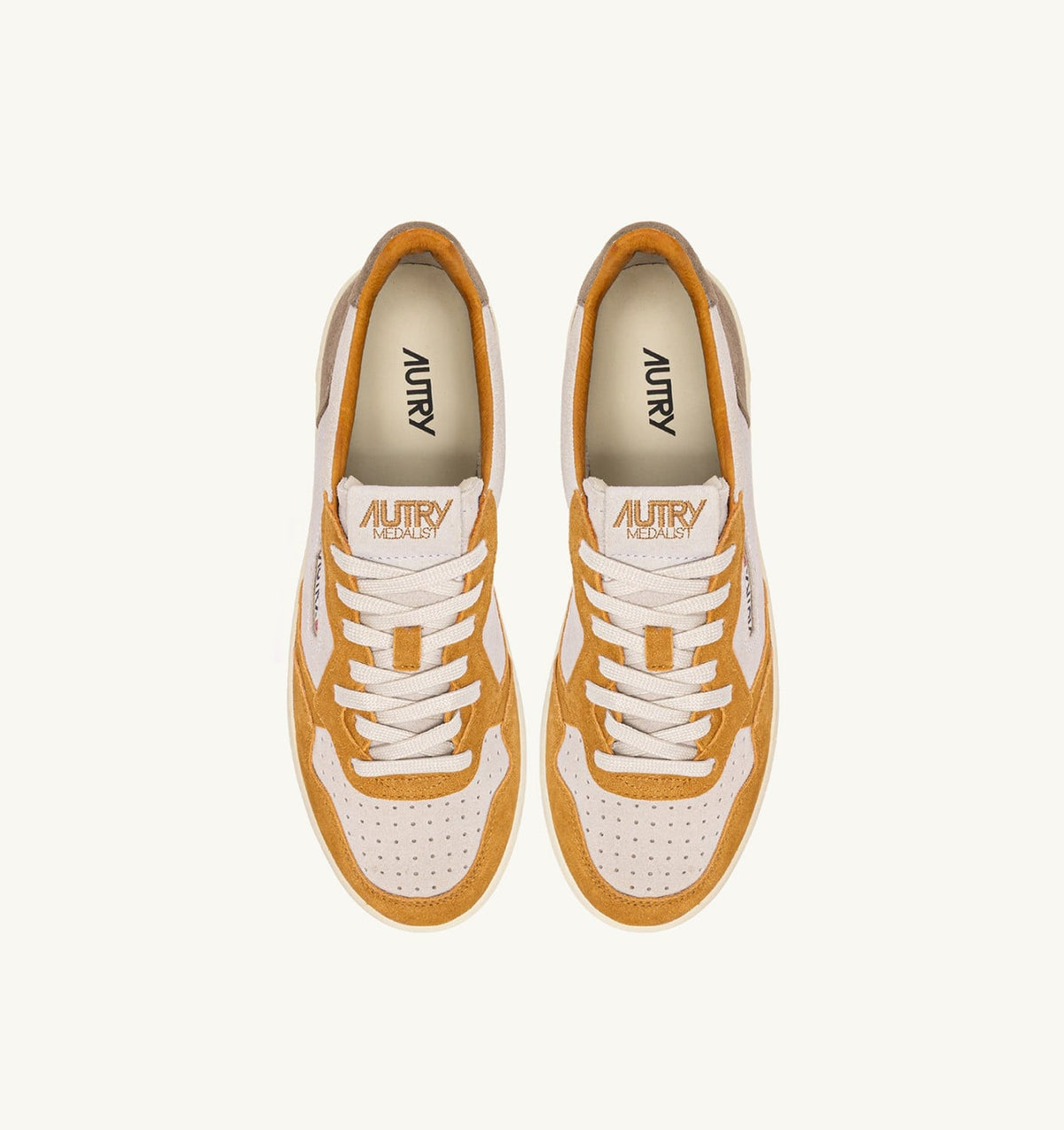 MEDALIST LOW TRICOLOR SNEAKERS IN SUEDE COLOR ANTELOPE WHITE AND BROWN MUSCAT - AUTRY Essential