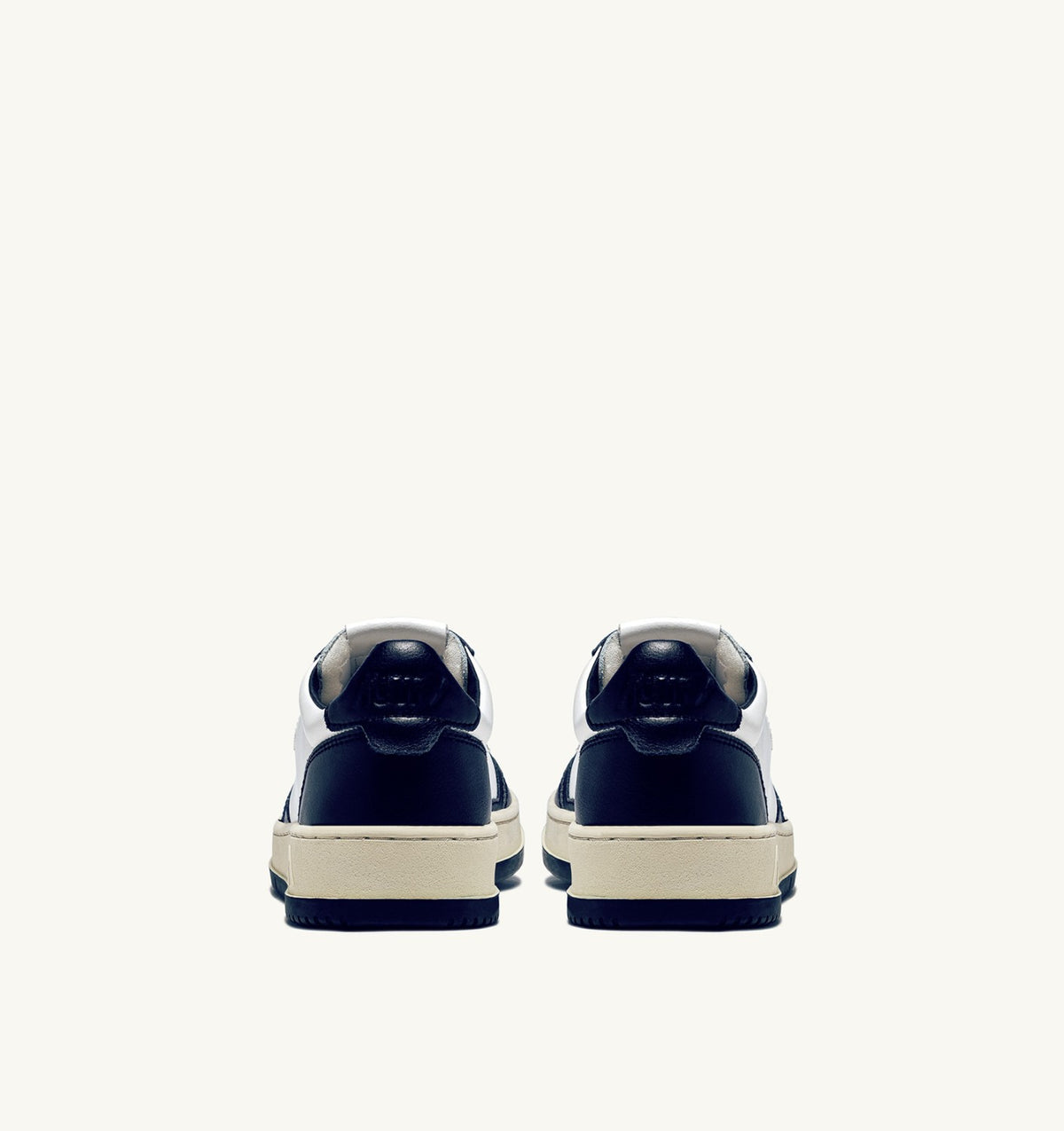 MEDALIST LOW BICOLOR SNEAKERS IN WHITE AND BLUE LEATHER - AUTRY Quality