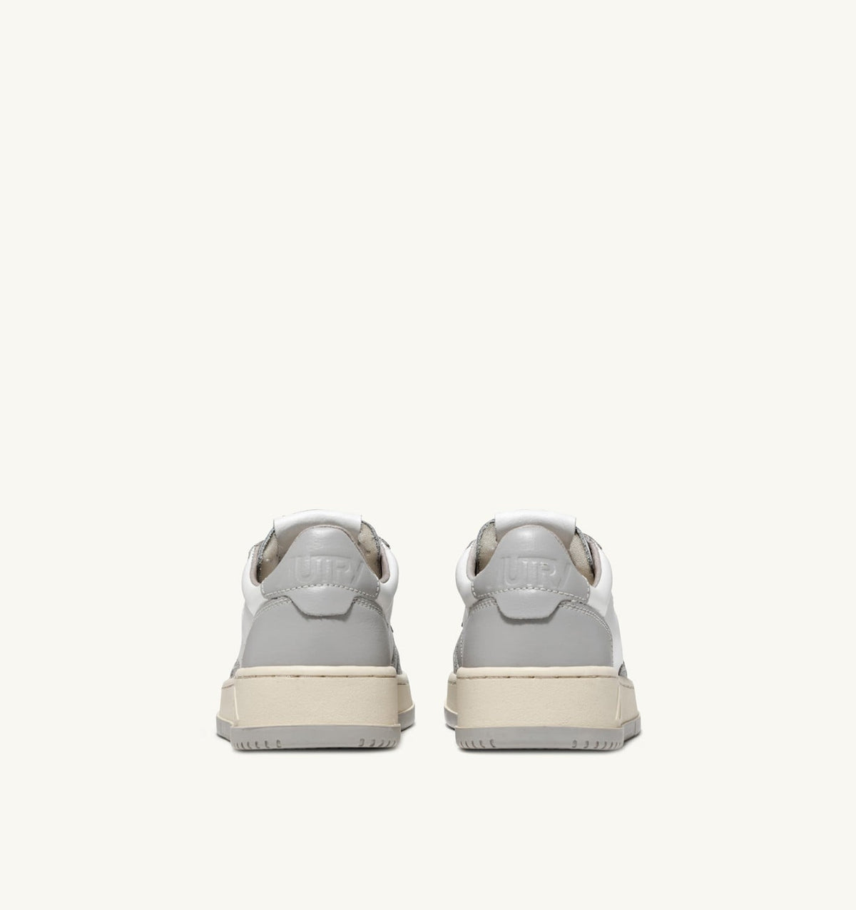 MEDALIST LOW BICOLOR SNEAKERS IN WHITE AND VAPOR LEATHER - AUTRY Essential