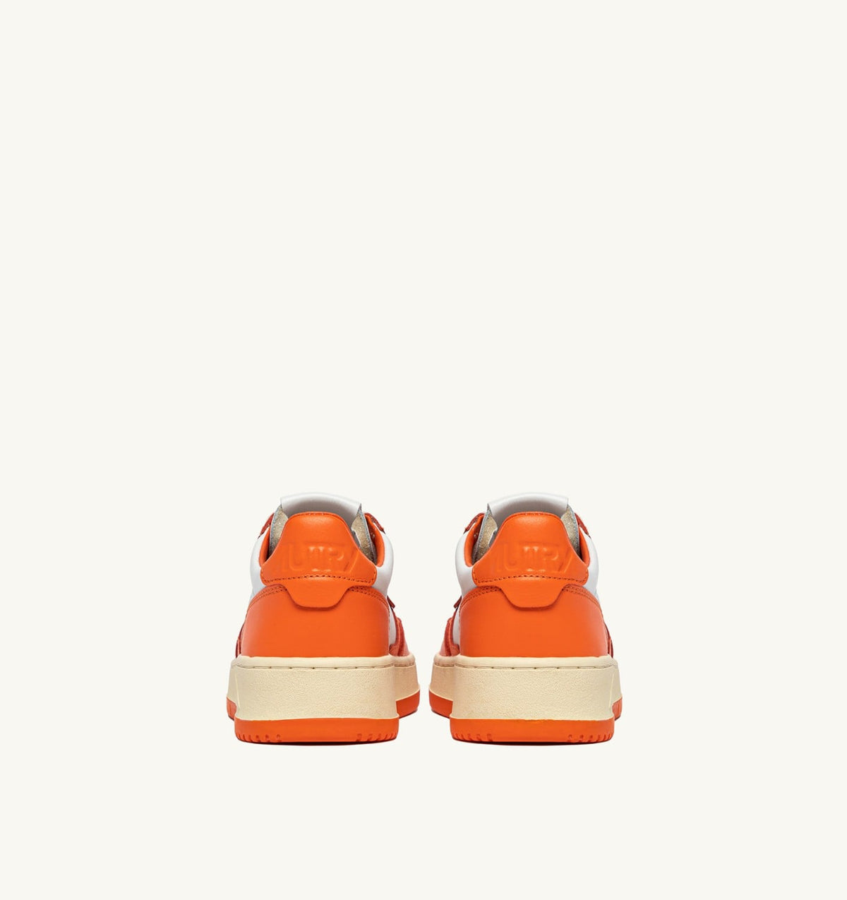 MEDALIST LOW BICOLOR SNEAKERS IN WHITE AND PARSIMMON ORANGE LEATHER - AUTRY Everyday
