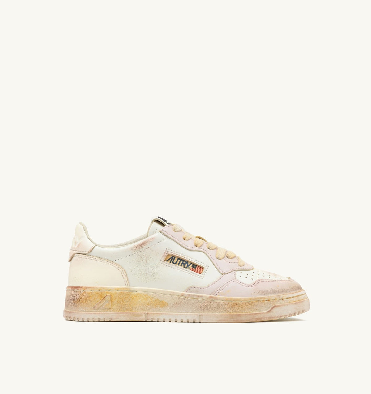 MEDALIST LOW SUPER VINTAGE SNEAKERS IN VANILLA WHITE AND MAUVE LEATHER - AUTRY Everyday