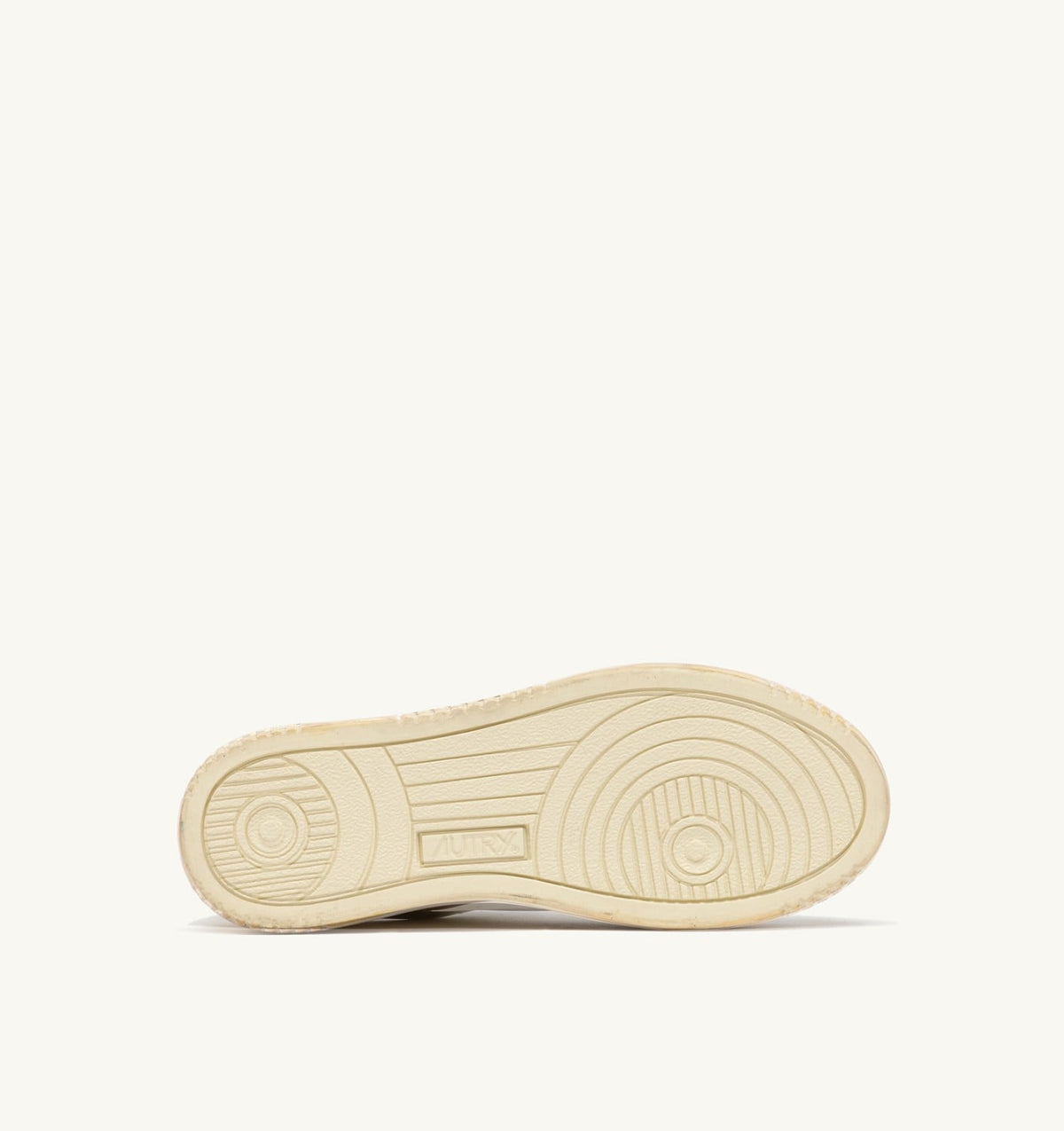 MEDALIST LOW SUPER VINTAGE SNEAKERS IN VANILLA WHITE AND MAUVE LEATHER - AUTRY Everyday
