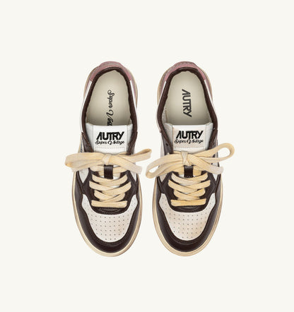 MEDALIST LOW SUPER VINTAGE SNEAKERS IN WHITE, PEONY AND HOT FUDGE LEATHER - AUTRY Great Value