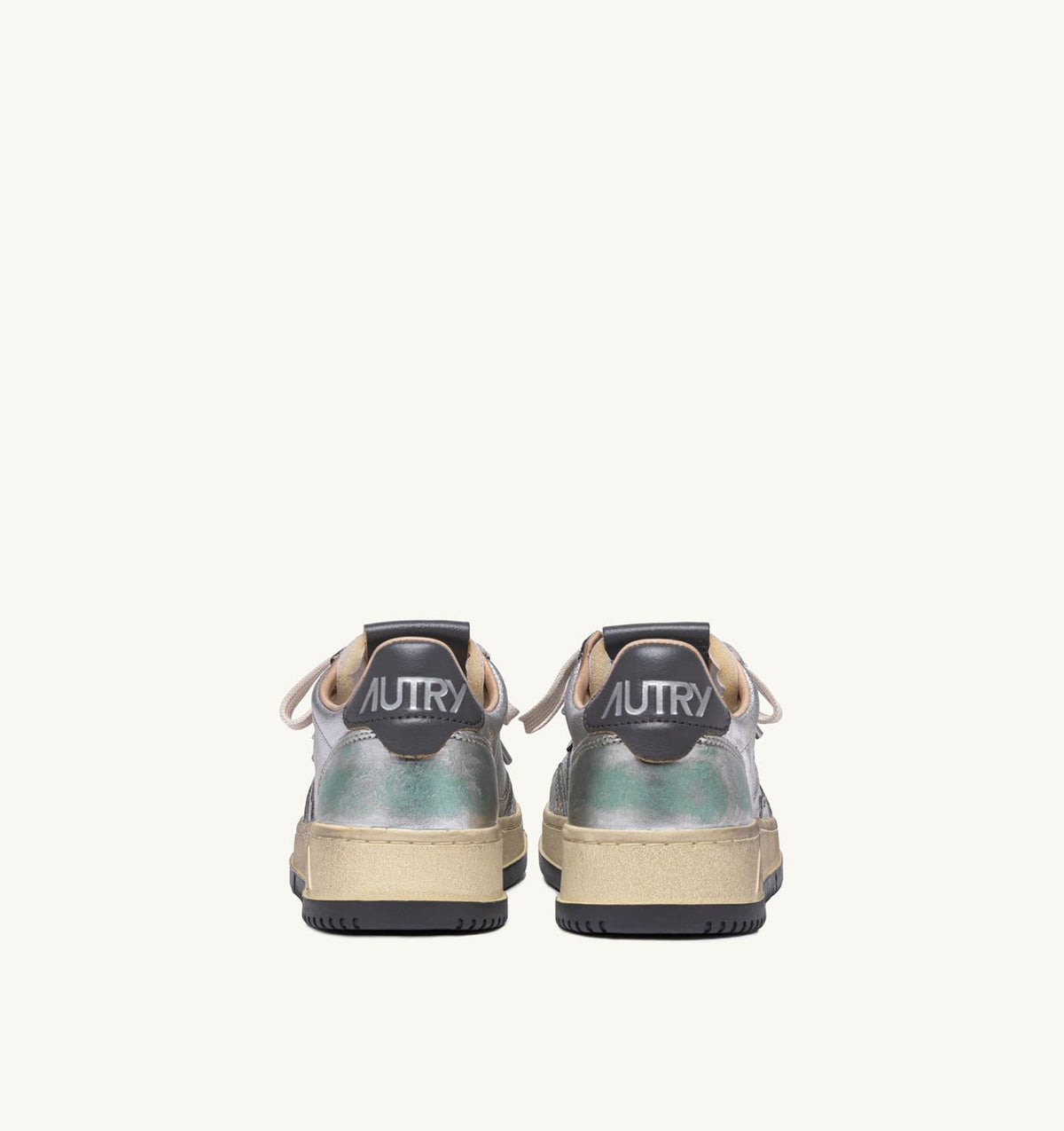 MEDALIST LOW SNEAKERS SUPER VINTAGE IN SILVER TONE METALIZED LEATHER - AUTRY Value